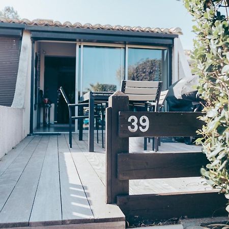 Village Naturiste Villa 2/4 Pers Avec Terrasse Agde Exterior photo
